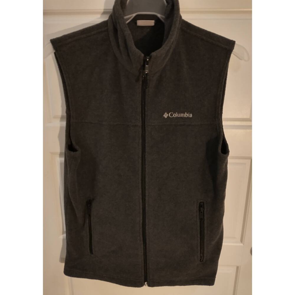 Columbia Fleece Vest. Men's Small. Gray